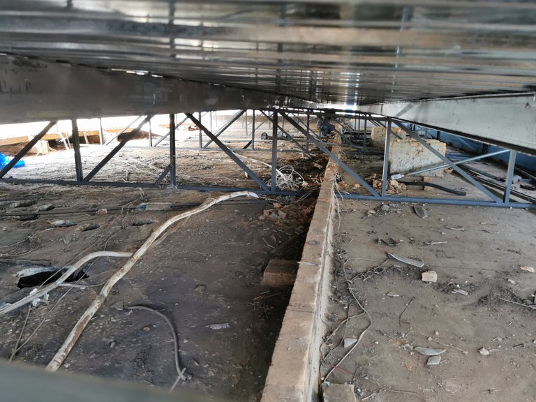 Demolição e Construção do Novo Telhado