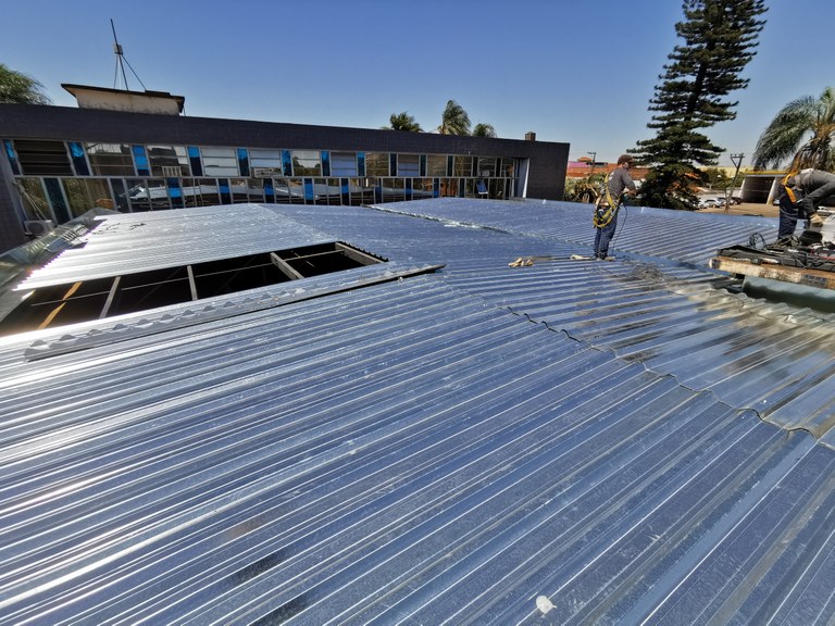 Instalação da 1ª Parte do Telhado