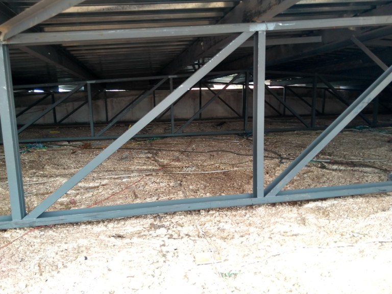 Demolição e Construção da 2ª Parte do Telhado